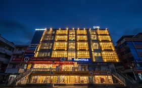 Fabhotel Champion Gateway - Yelahanka
